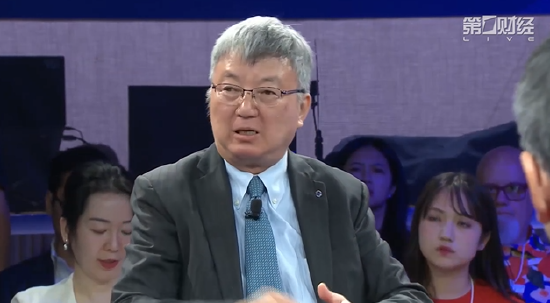 炒股配资正规平台 朱民：中国的人工智能应用场景非常丰富